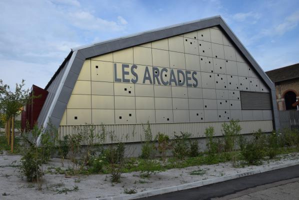 Arcades facade
